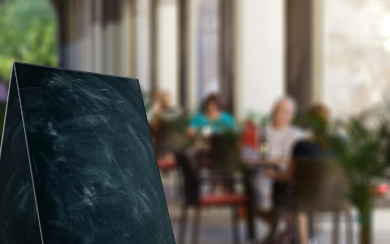 Table signage that earns its place